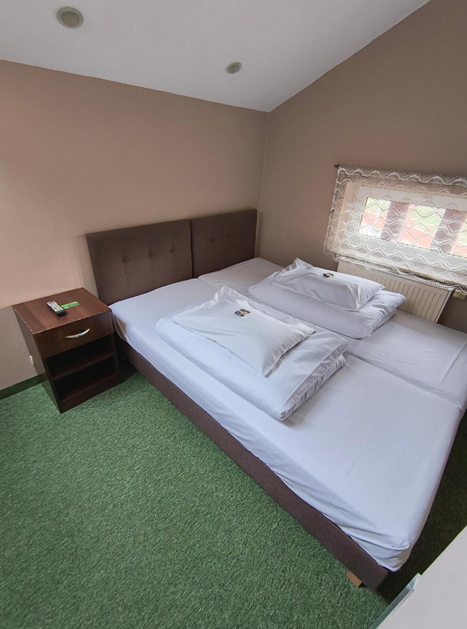 Green Hostel Wroclaw Przy Zoo Exterior foto